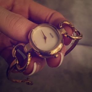 Timeless and elegant Gucci watch